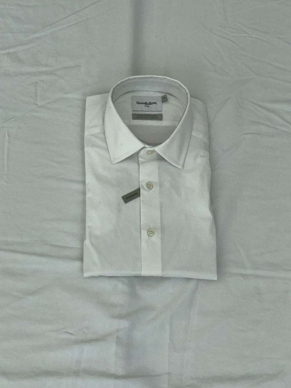 Goodfellow & Co Standard Fit Dress Shirt Size M White